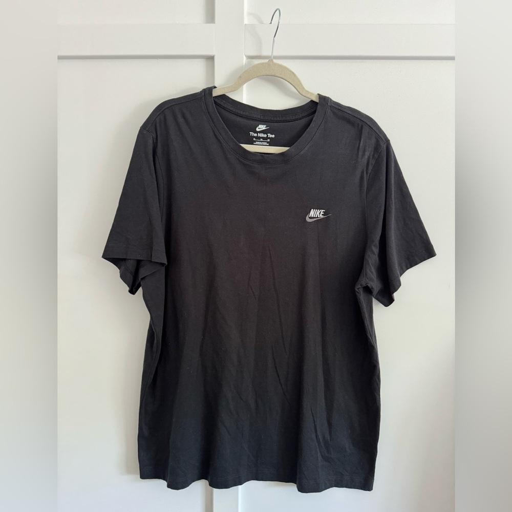Men’s Nike T-shirt